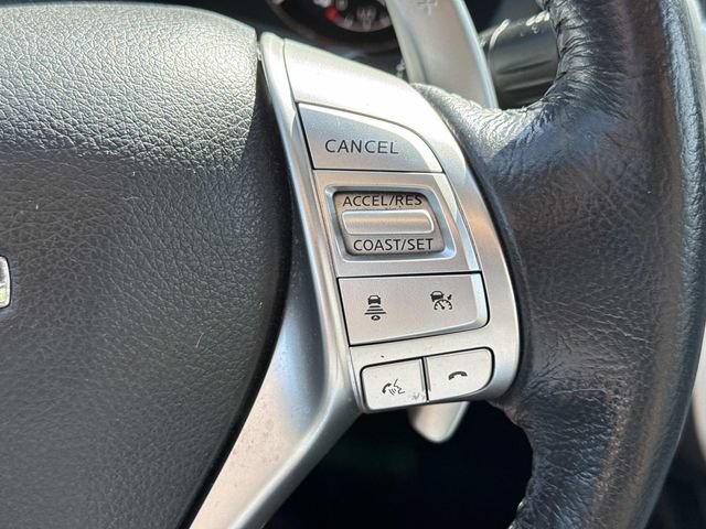 Used 2016 Nissan Altima 3.5 SL w/ 3.5 Technology Package FWD image 24