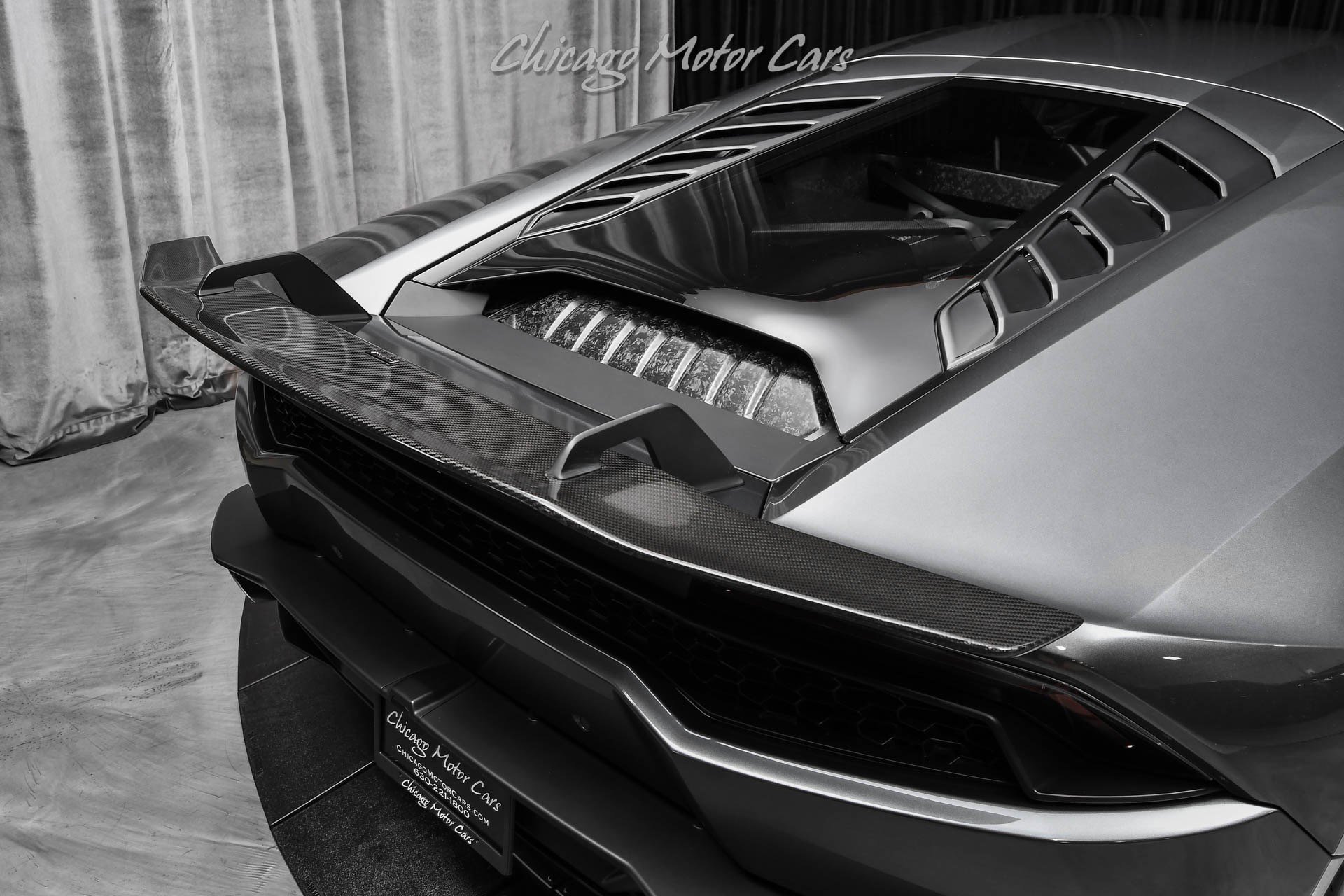 Used 2017 Lamborghini Huracan LP 610-4 AWD/4WD image 31