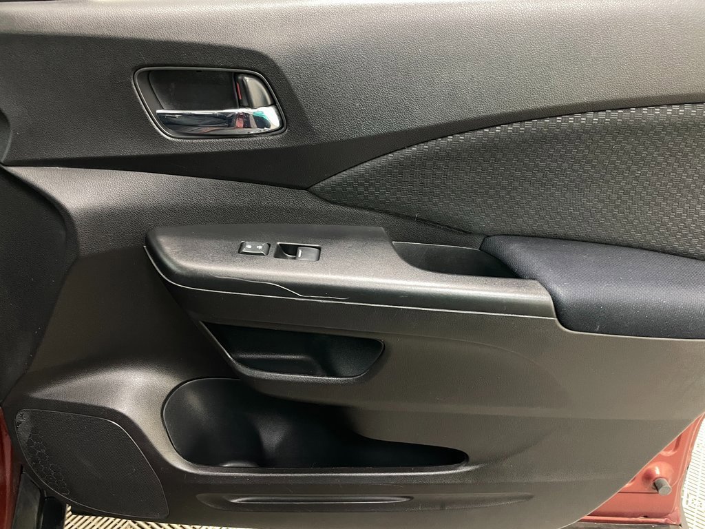 Used 2015 Honda CR-V EX image 38