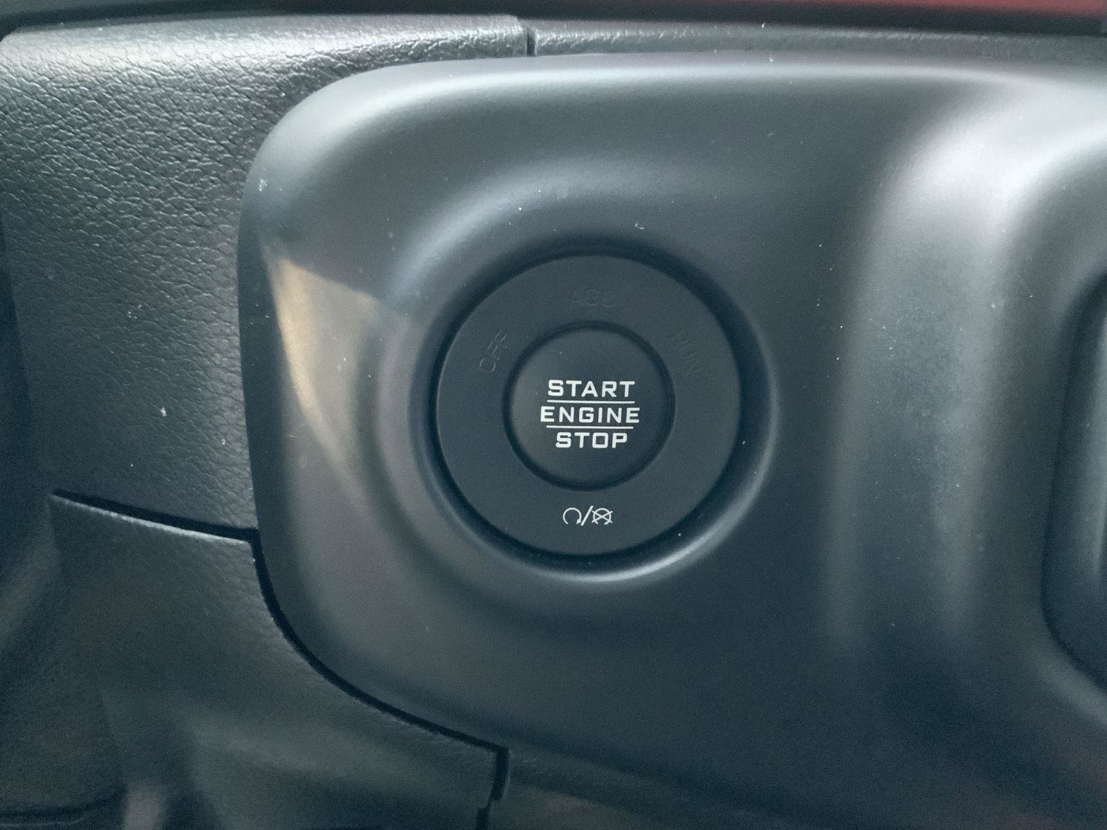 Used 2019 Jeep Wrangler Unlimited Rubicon image 30