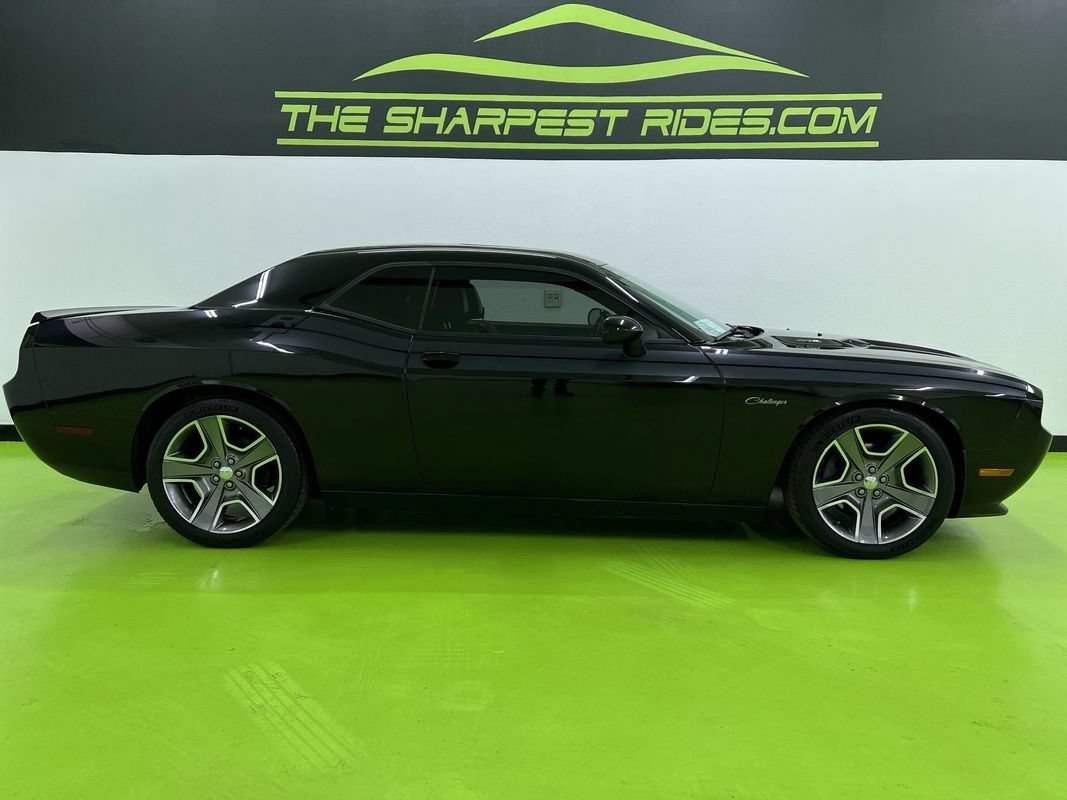 Used 2012 Dodge Challenger R/T RWD image 11