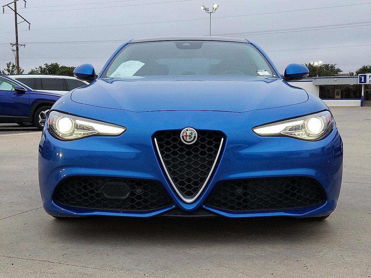 Used 2019 Alfa Romeo Giulia Ti Sport w/ Quick Order Package 22U Sport image 5