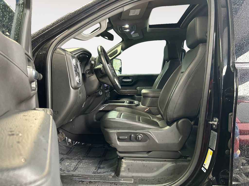 Used 2023 GMC Sierra 3500 Denali image 15
