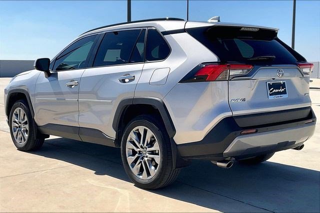 Used 2024 Toyota RAV4 Limited image 15