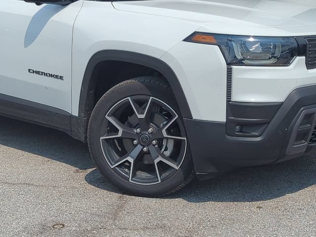 Used 2026 Jeep Cherokee Overland w/ Advanced Pro Tech Group AWD/4WD image 3