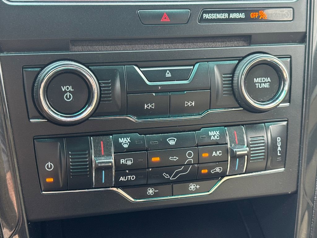 Used 2016 Ford Explorer XLT w/ Equipment Group 201A image 45