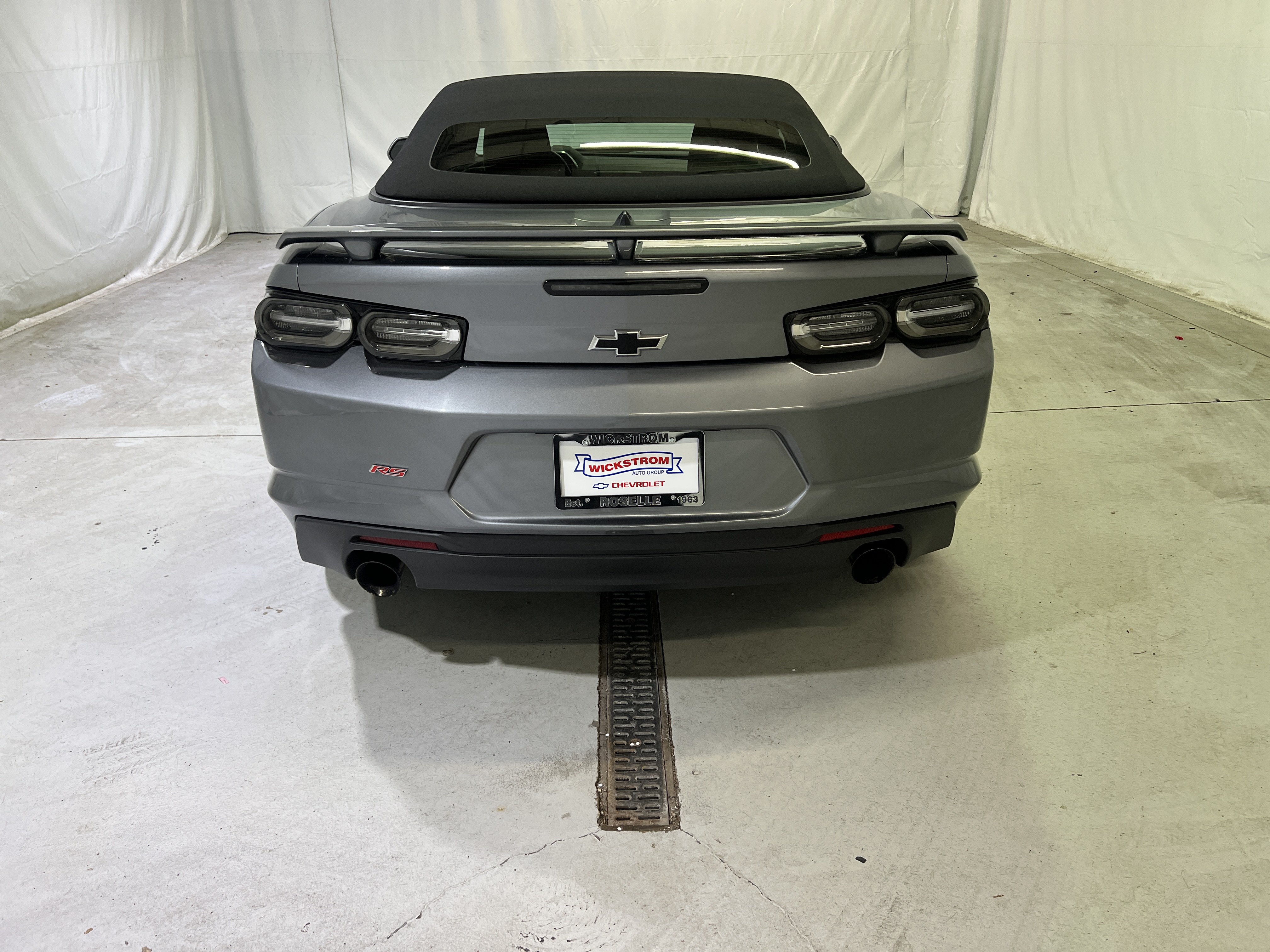 Certified 2022 Chevrolet Camaro LT w/ RS Package RWD image 9