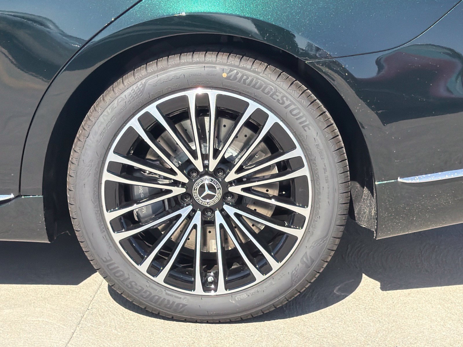 New 2027 Mercedes-Benz S 580 4MATIC Sedan image 17