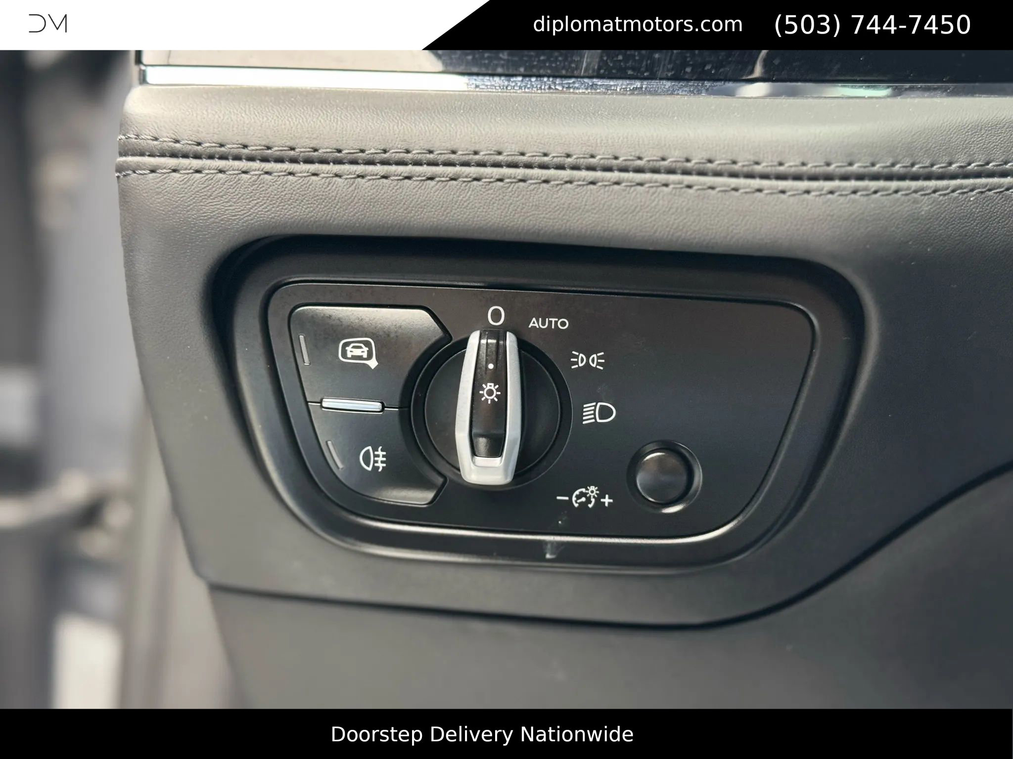 Used 2020 Bentley Bentayga image 35