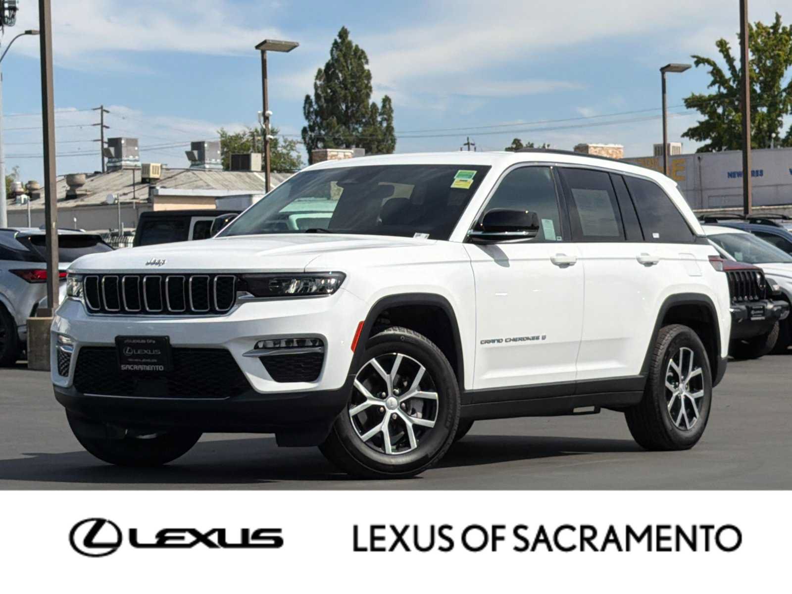 Used 2024 Jeep Grand Cherokee Limited w/ Trailer Tow Package