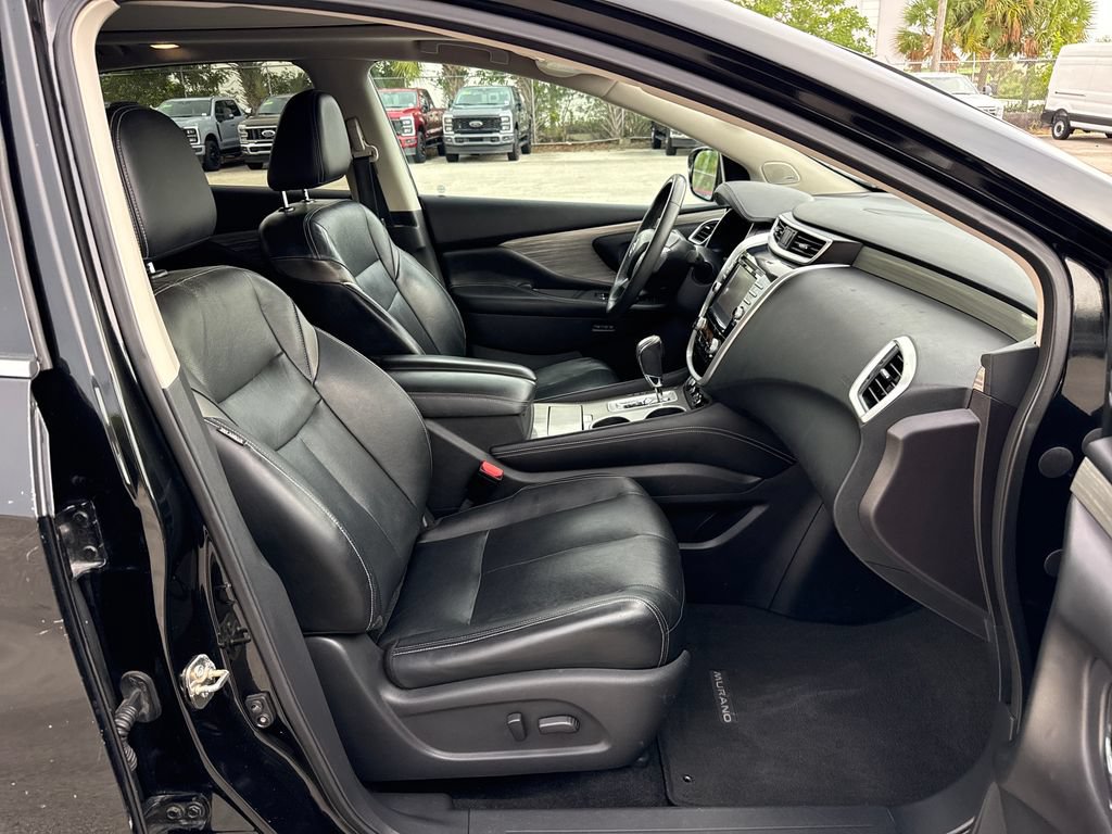 Used 2016 Nissan Murano Platinum w/ Platinum Technology Package FWD image 28