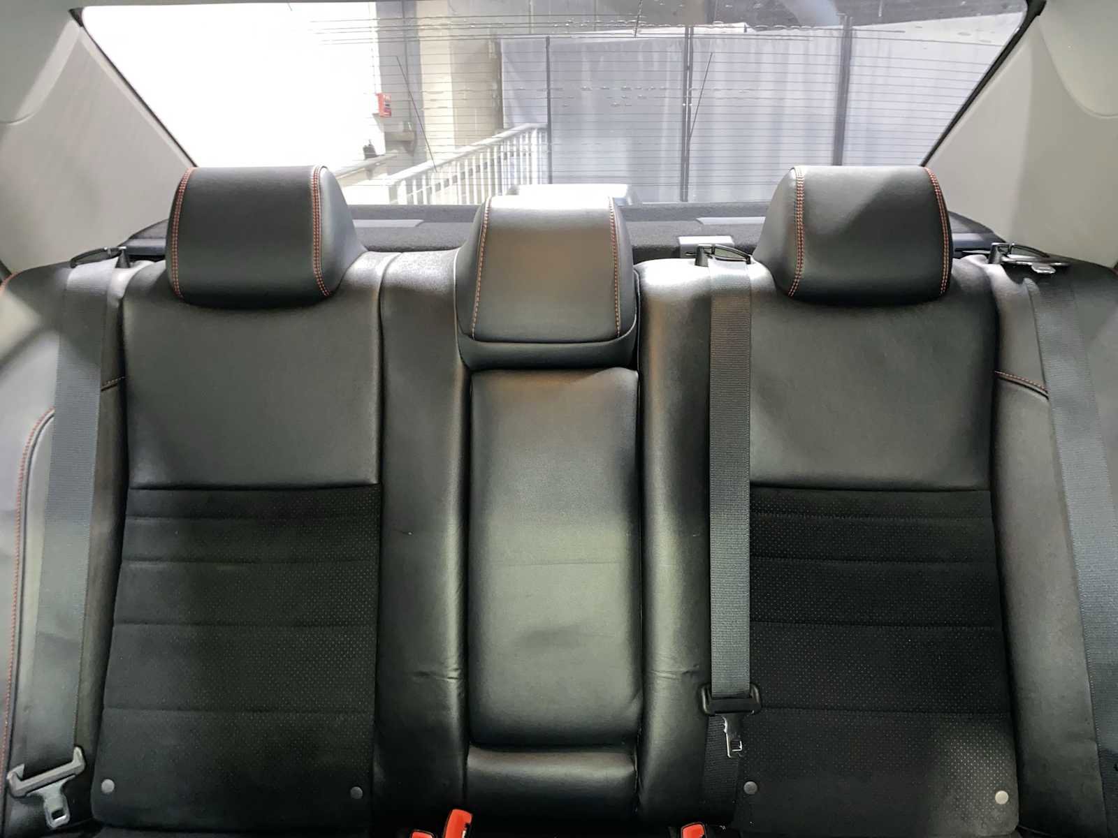 Used 2015 Toyota Camry XSE image 22