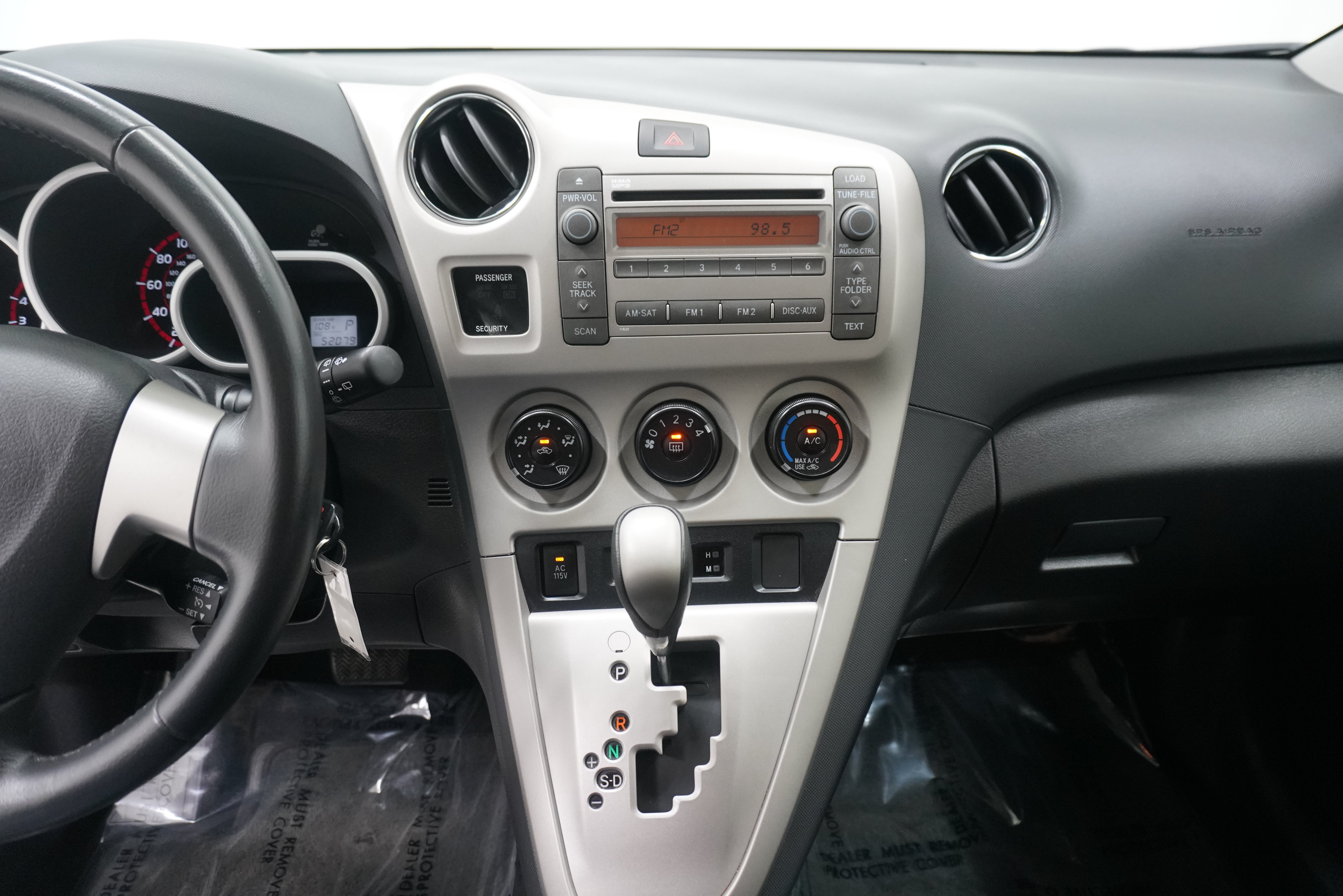 Used 2009 Toyota Matrix S FWD image 17