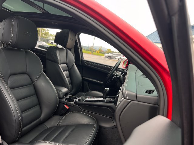 Used 2023 Porsche Macan GTS AWD/4WD image 32