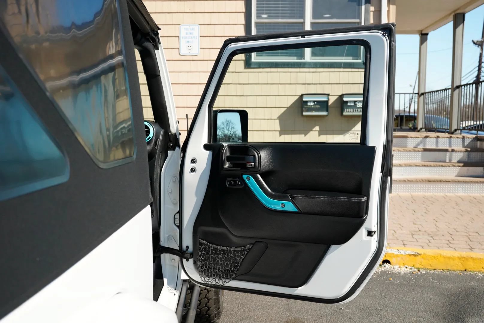 Used 2018 Jeep Wrangler Sport AWD/4WD image 23