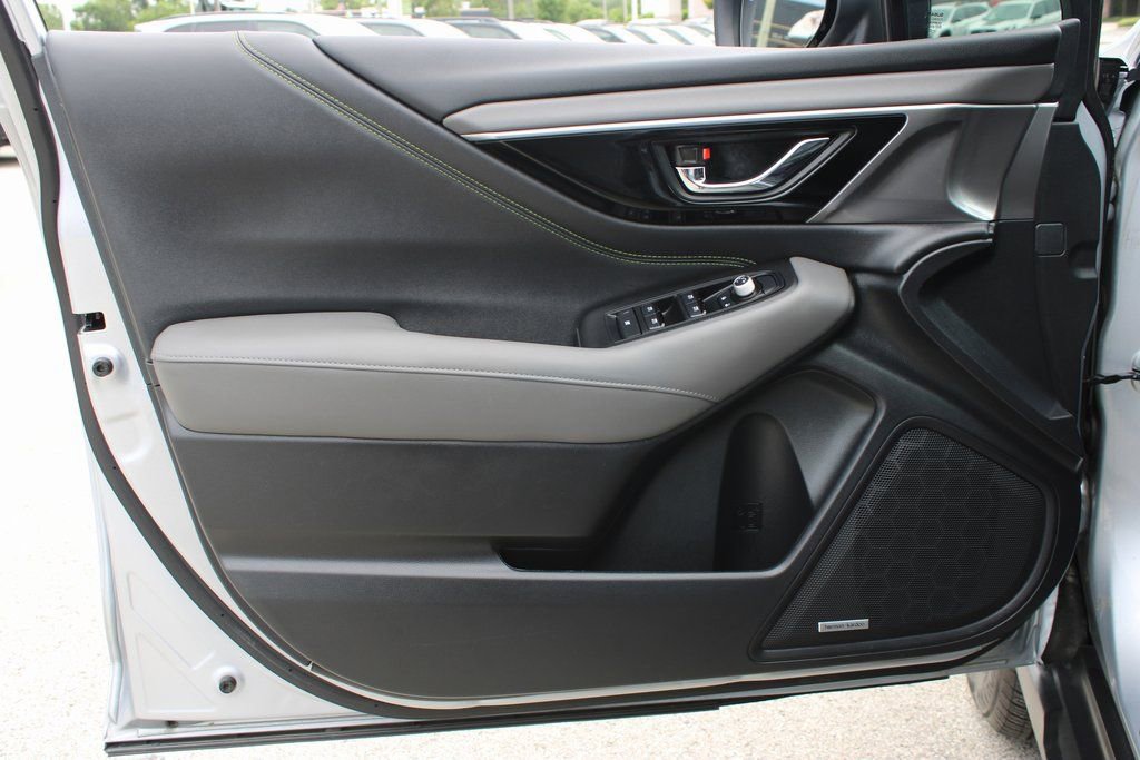 Certified 2024 Subaru Outback Onyx Edition XT image 9