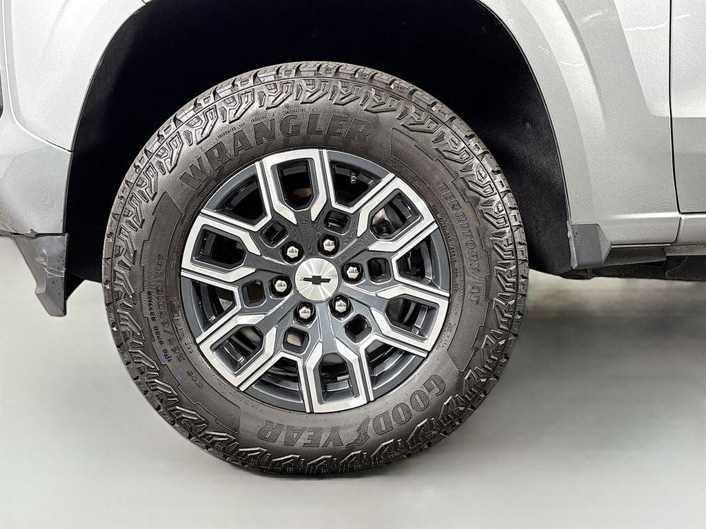 Certified 2024 Chevrolet Colorado Z71 w/ Z71 Convenience Package 2 AWD/4WD image 34