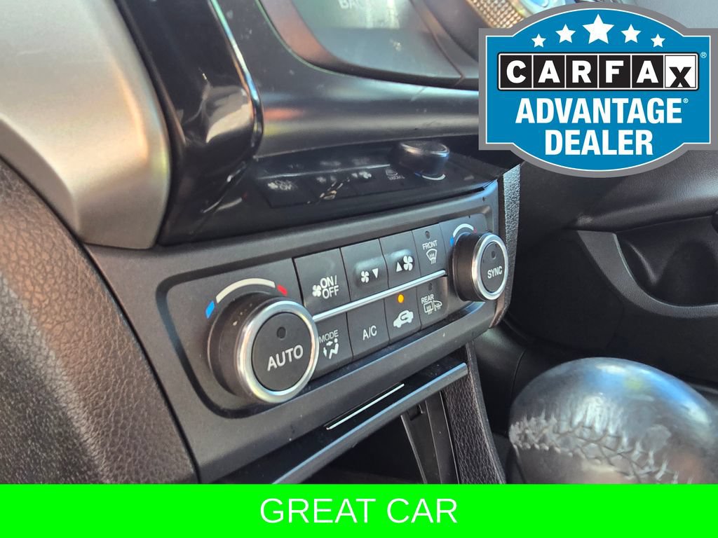 Used 2020 Acura ILX w/ Premium Package FWD image 22