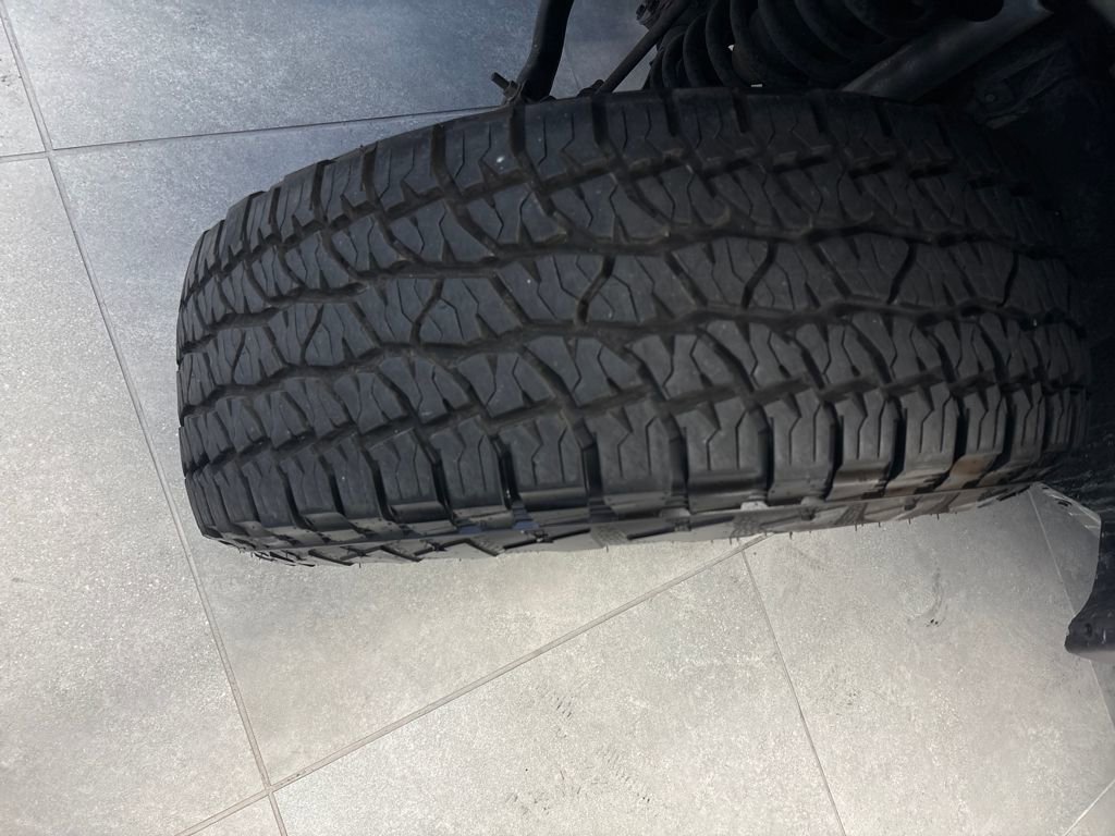 Used 2017 Jeep Wrangler Sport w/ Connectivity Group image 33