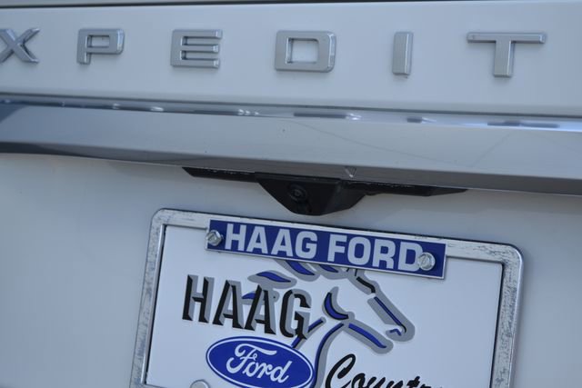 Certified 2024 Ford Expedition Platinum AWD/4WD image 11
