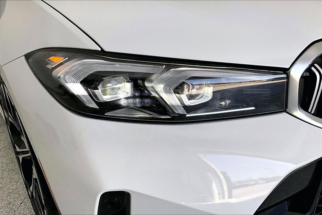 Used 2025 BMW 330i xDrive Sedan image 37