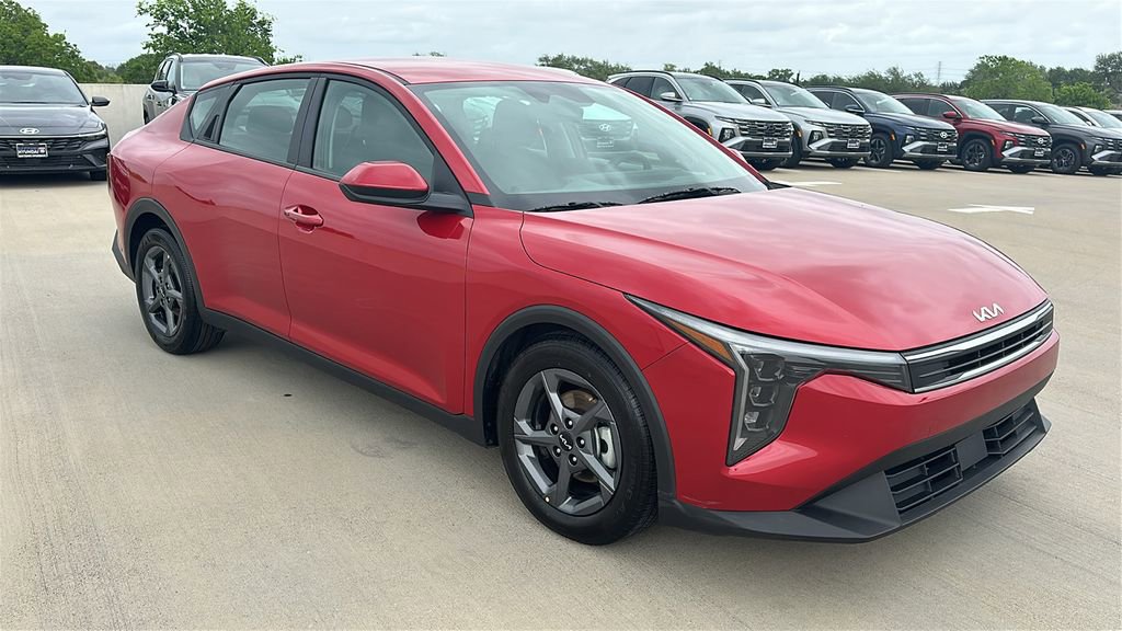 Used 2025 Kia K4 LXS FWD image 14