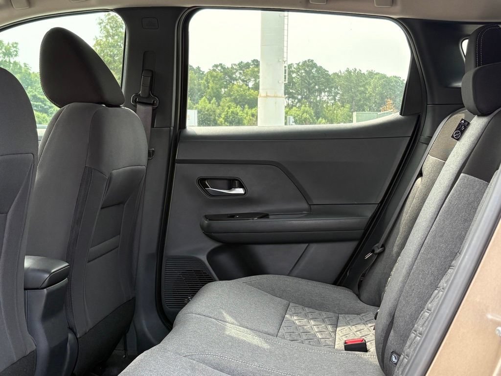 Used 2026 Nissan Kicks SV w/ SV Premium Package FWD image 13