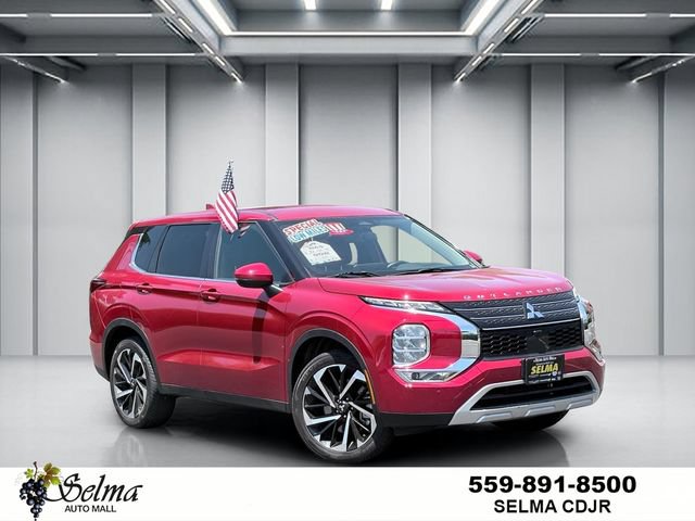Used 2024 Mitsubishi Outlander SE