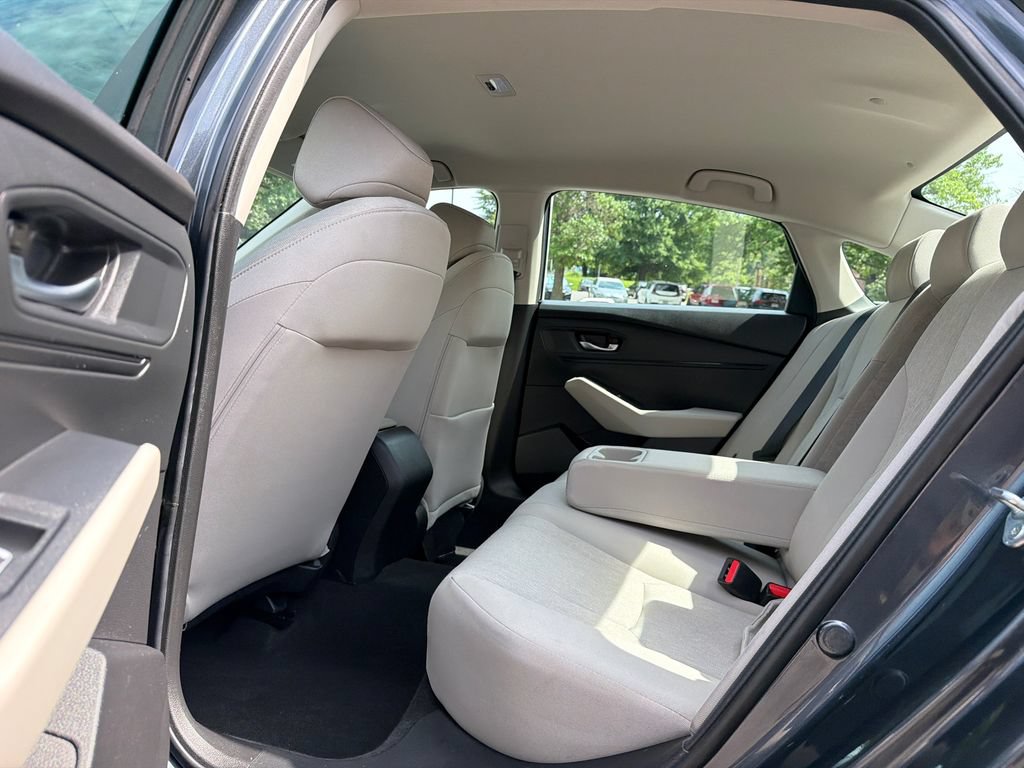 Certified 2023 Honda Accord LX image 15