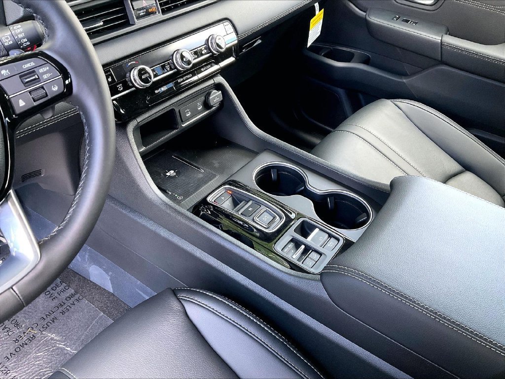 New 2026 Honda Pilot Touring image 14