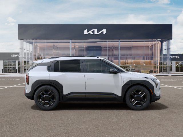 New 2027 Kia EV3 Wind FWD image 7