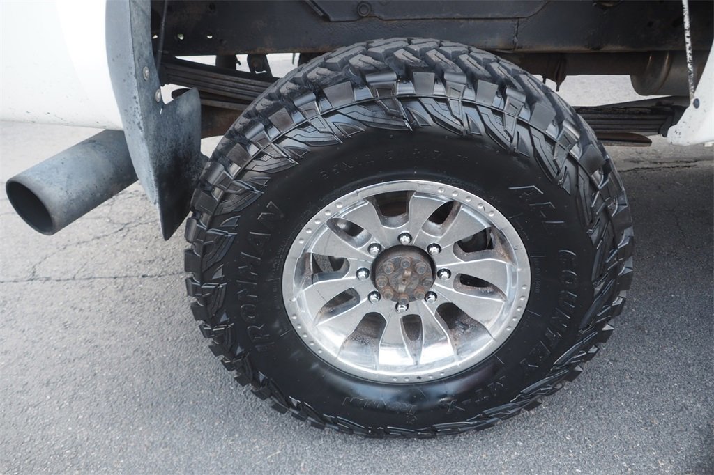 Used 2003 Chevrolet Silverado 2500 LT w/ Skid Plate Package image 23