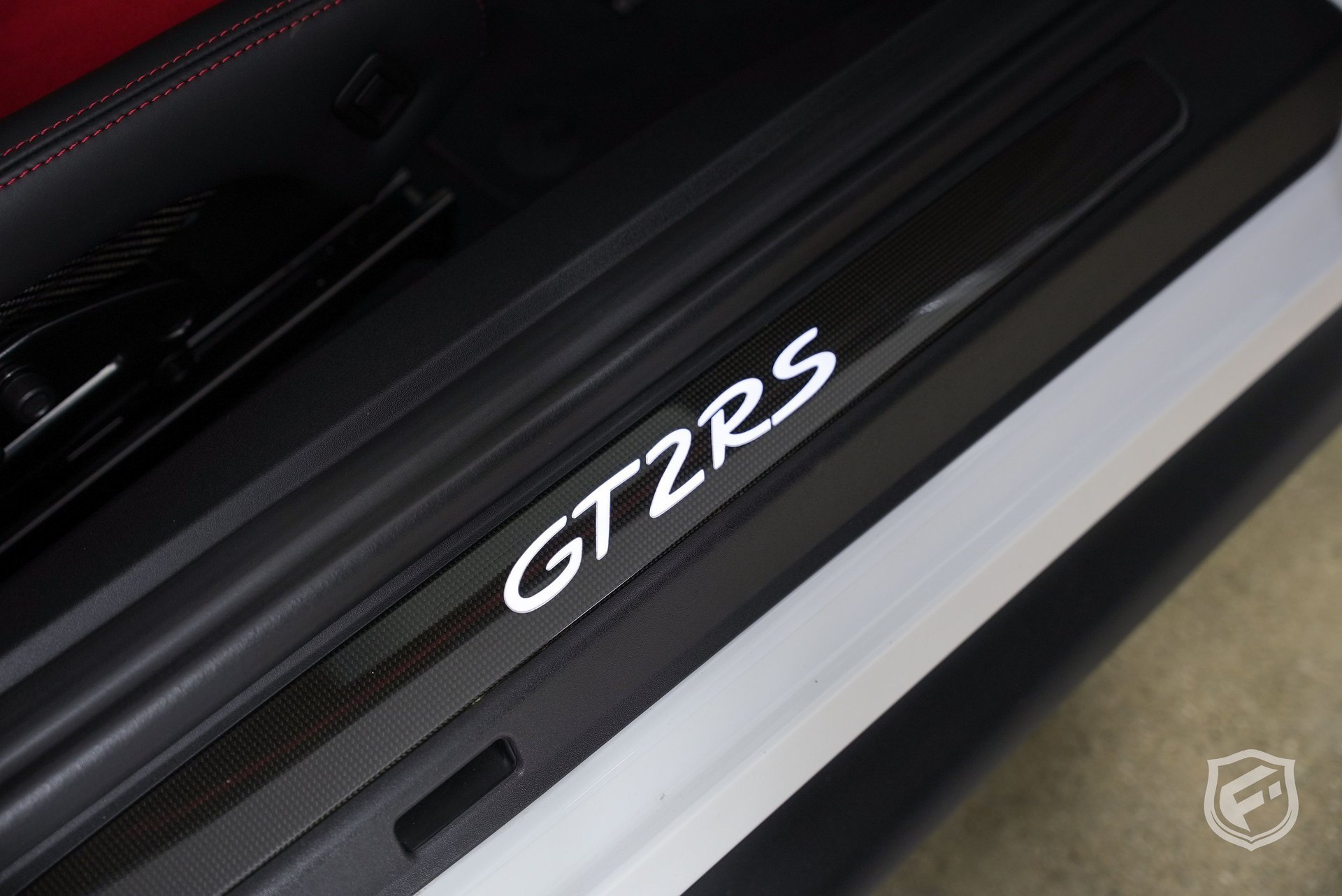 Used 2018 Porsche 911 GT2 RS RWD image 39