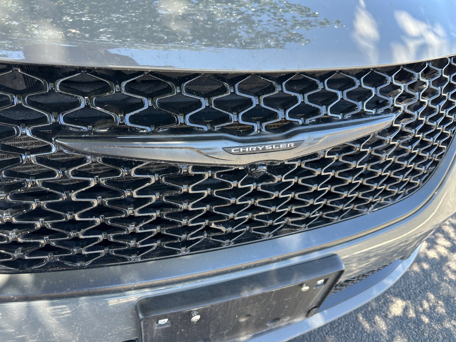 Used 2025 Chrysler Pacifica Limited FWD image 31