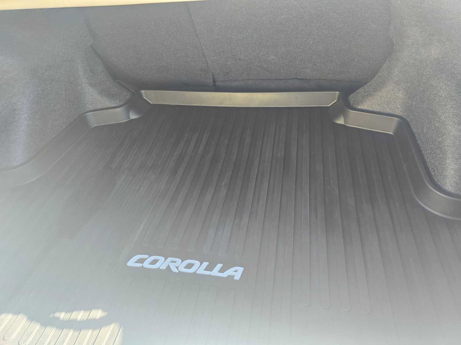 Used 2019 Toyota Corolla XSE FWD image 14