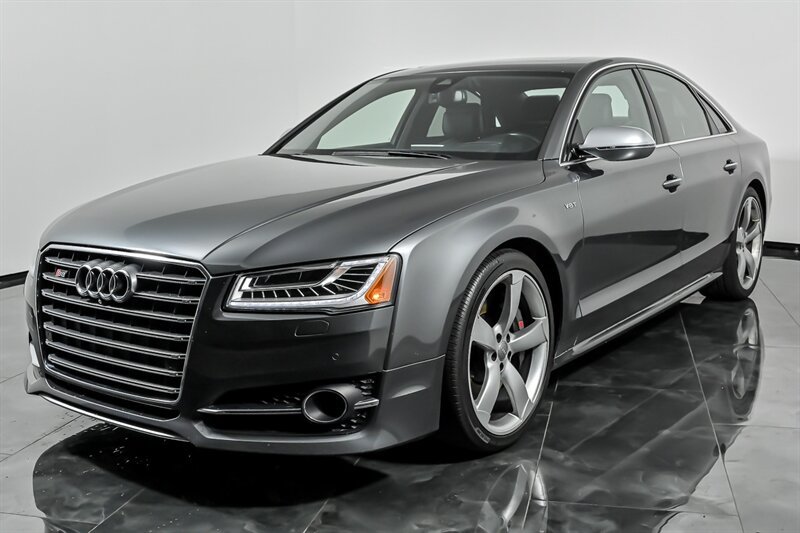 Used 2016 Audi S8 AWD/4WD image 5