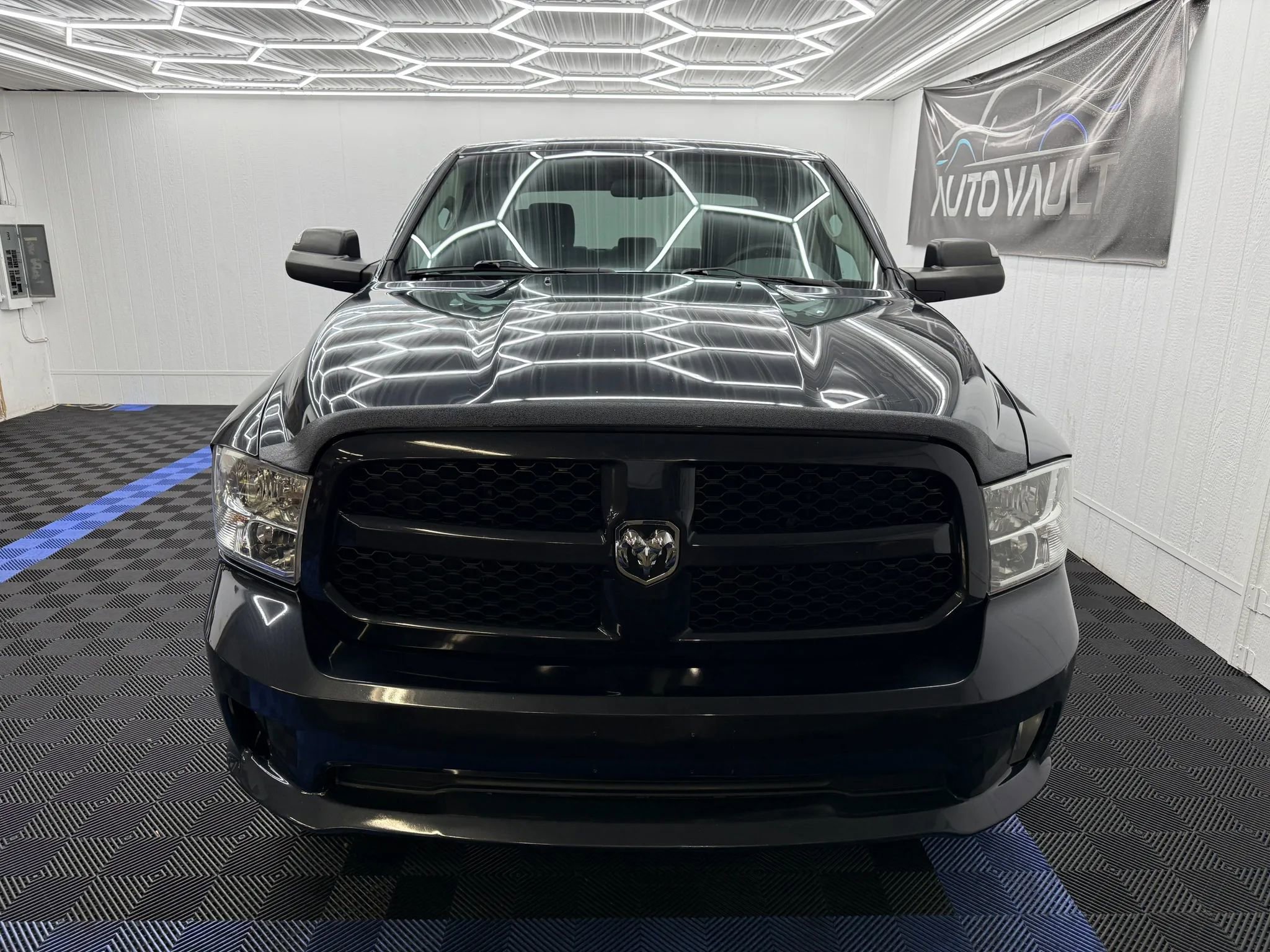 Used 2014 RAM 1500 Express image 5