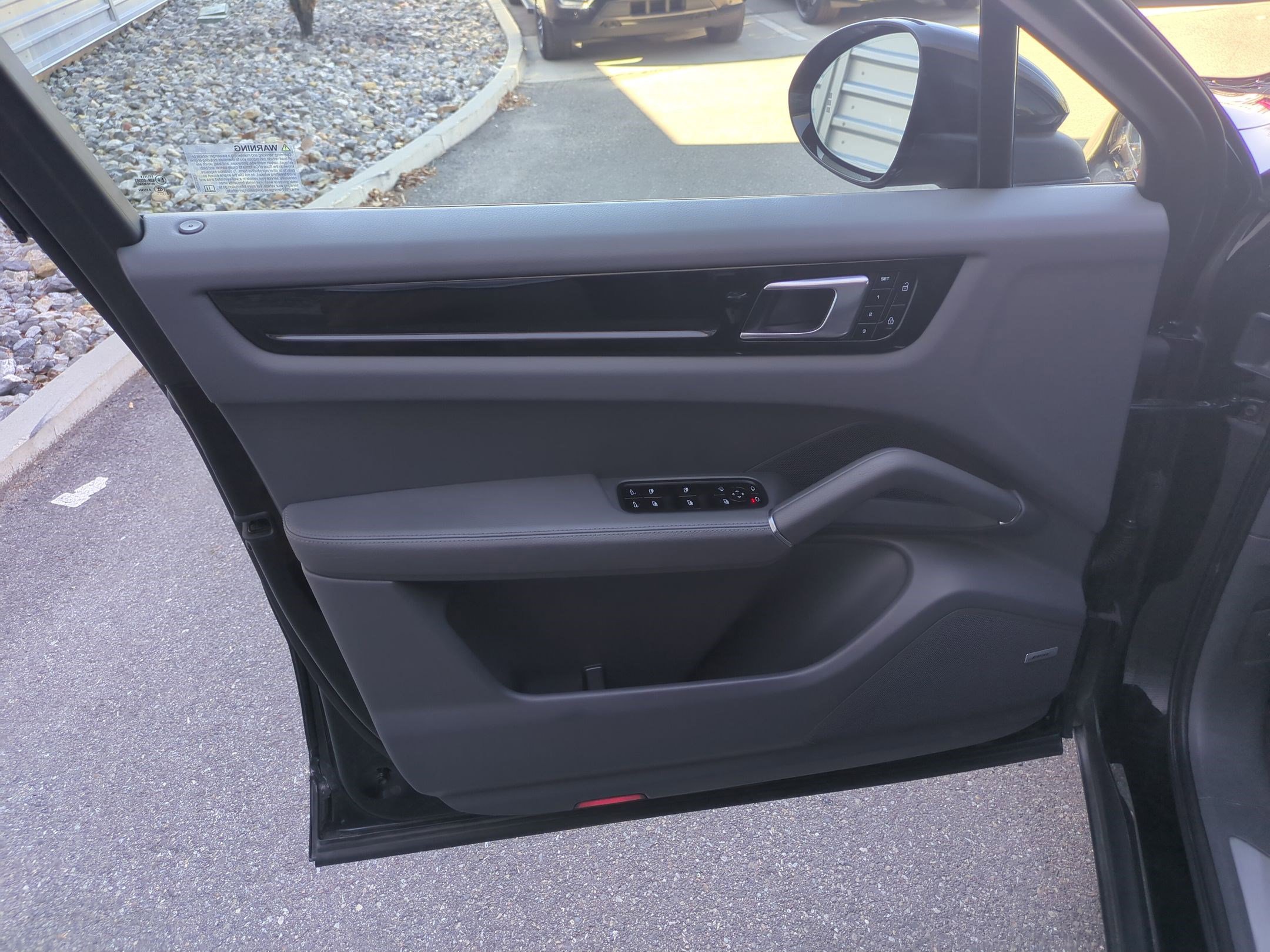 Used 2021 Porsche Cayenne Coupe image 12