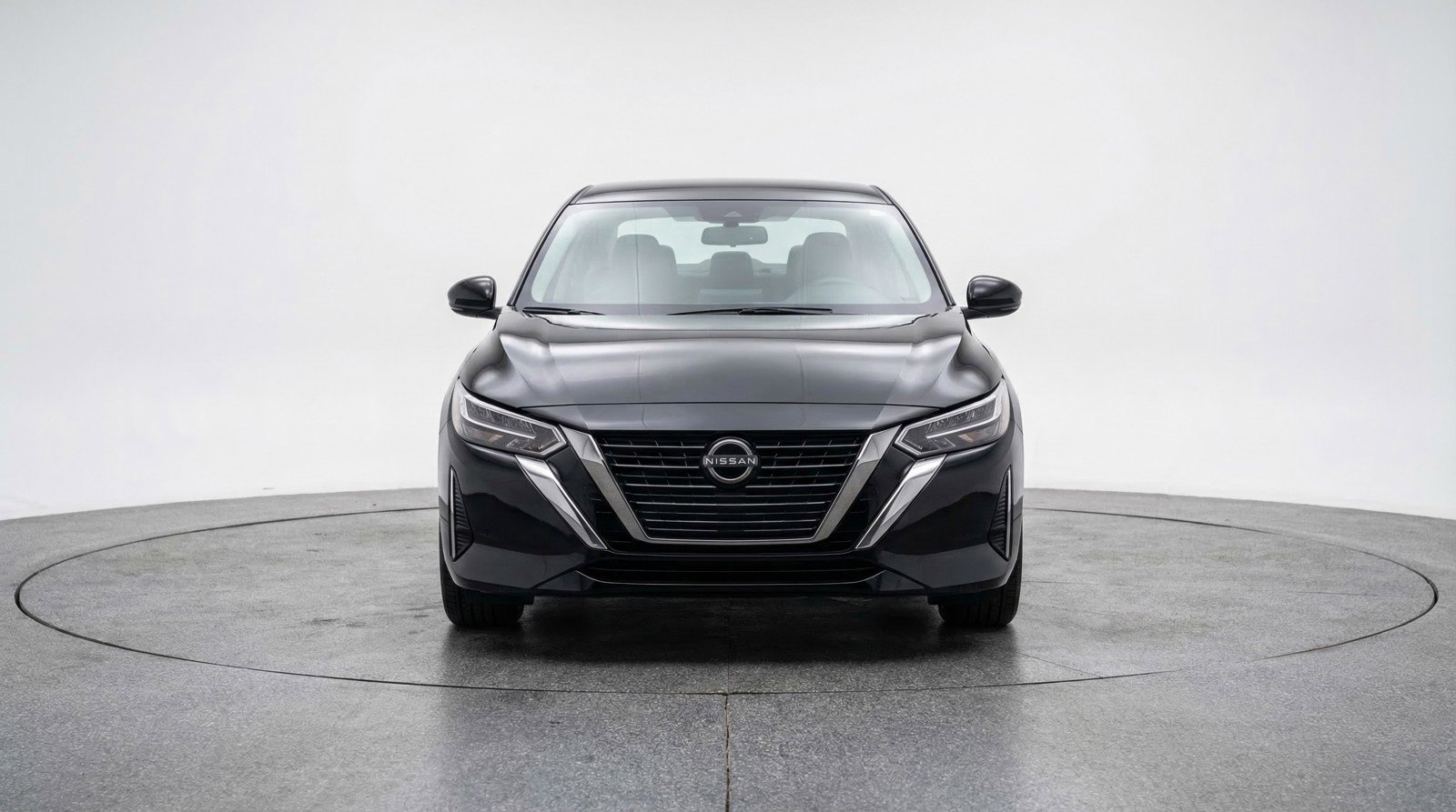 Used 2025 Nissan Sentra SV FWD image 2