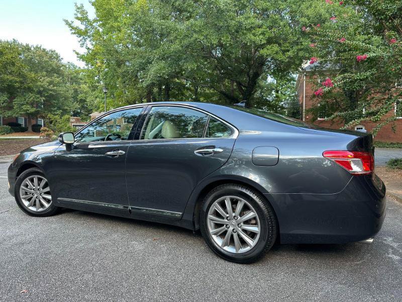 Used 2011 Lexus ES 350 FWD image 9