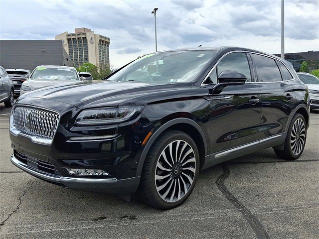 Used 2022 Lincoln Nautilus Black Label AWD/4WD image 3