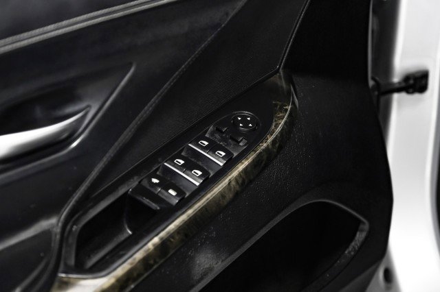 Used 2015 BMW 650i Convertible image 37