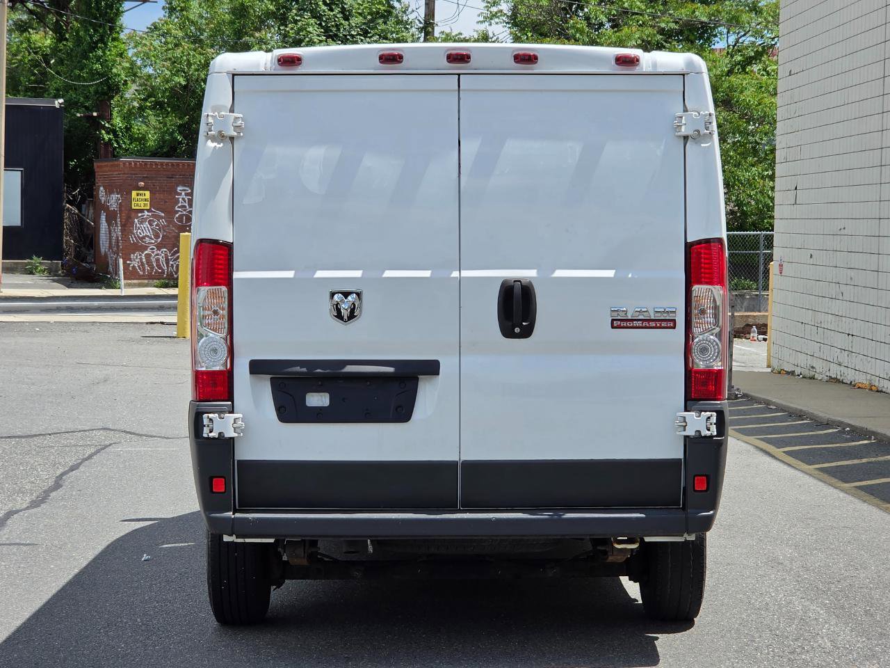 Used 2017 RAM ProMaster 1500 FWD image 7