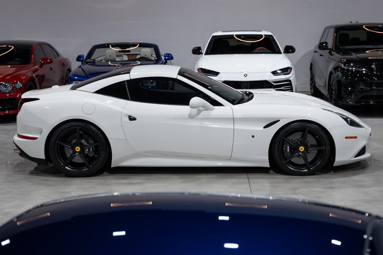 Used 2016 Ferrari California T RWD image 71