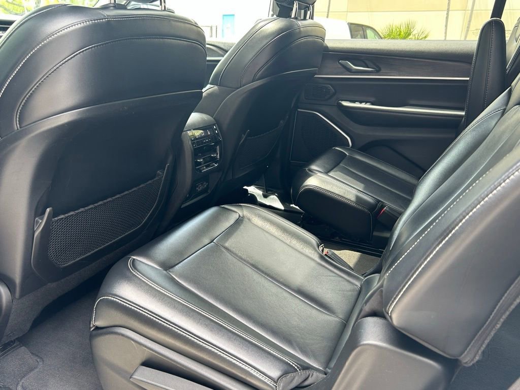 Used 2021 Jeep Grand Cherokee L Limited image 51