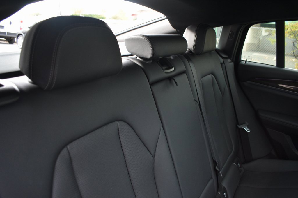 Used 2024 BMW X4 xDrive30i image 29