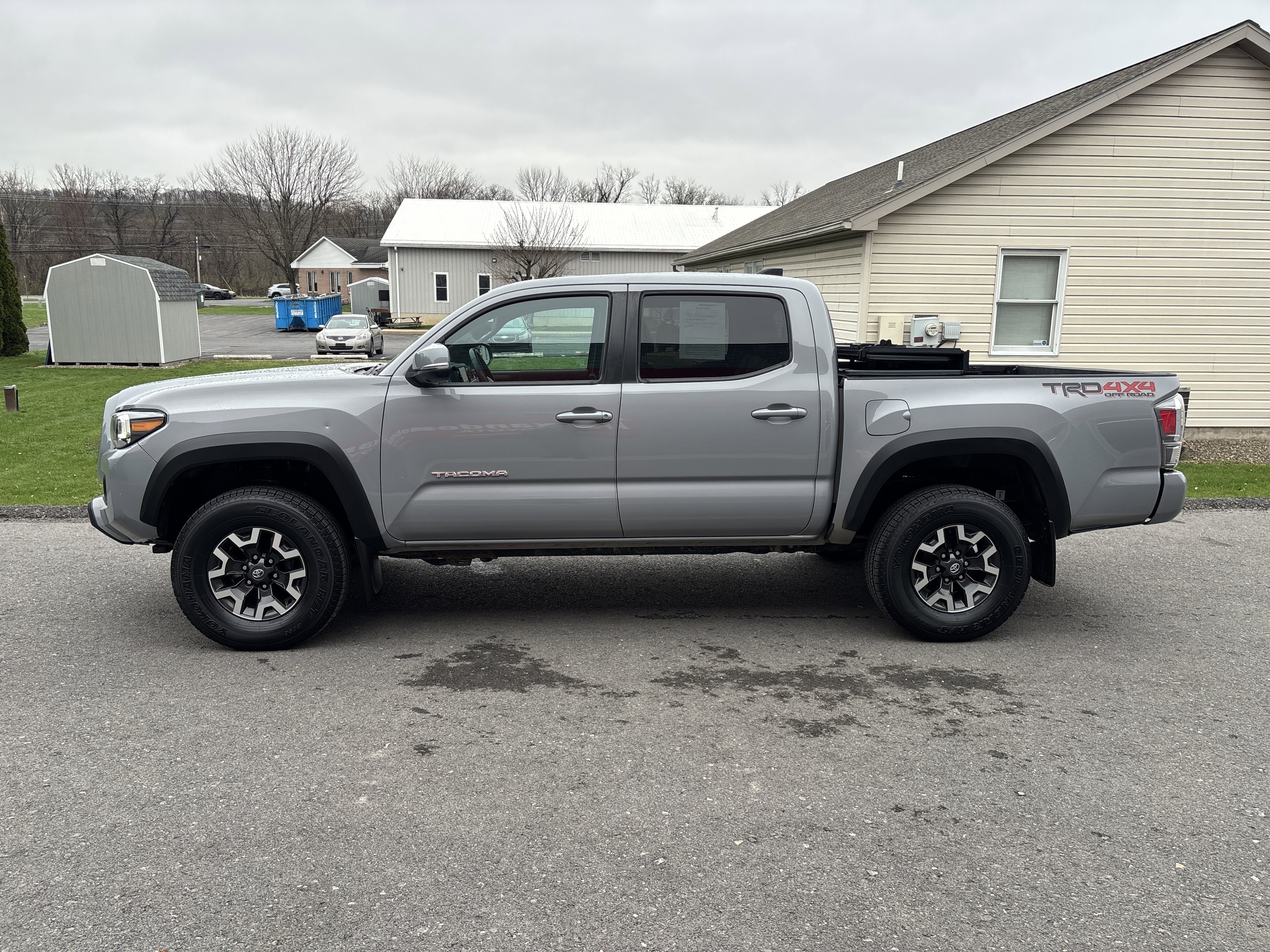 Used 2021 Toyota Tacoma TRD Off-Road w/ TRD Premium Off Road Package image 6