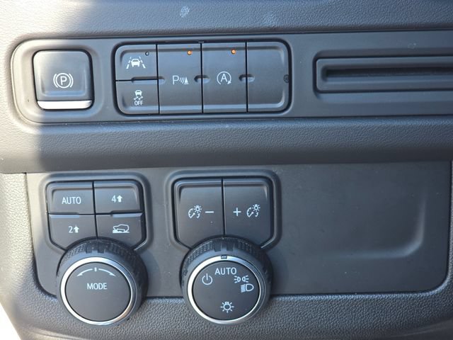 Used 2024 Chevrolet Tahoe LT AWD/4WD image 18