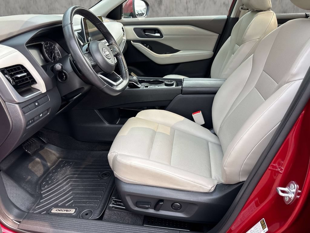 Used 2023 Nissan Rogue SV w/ SV Premium Package AWD/4WD image 11