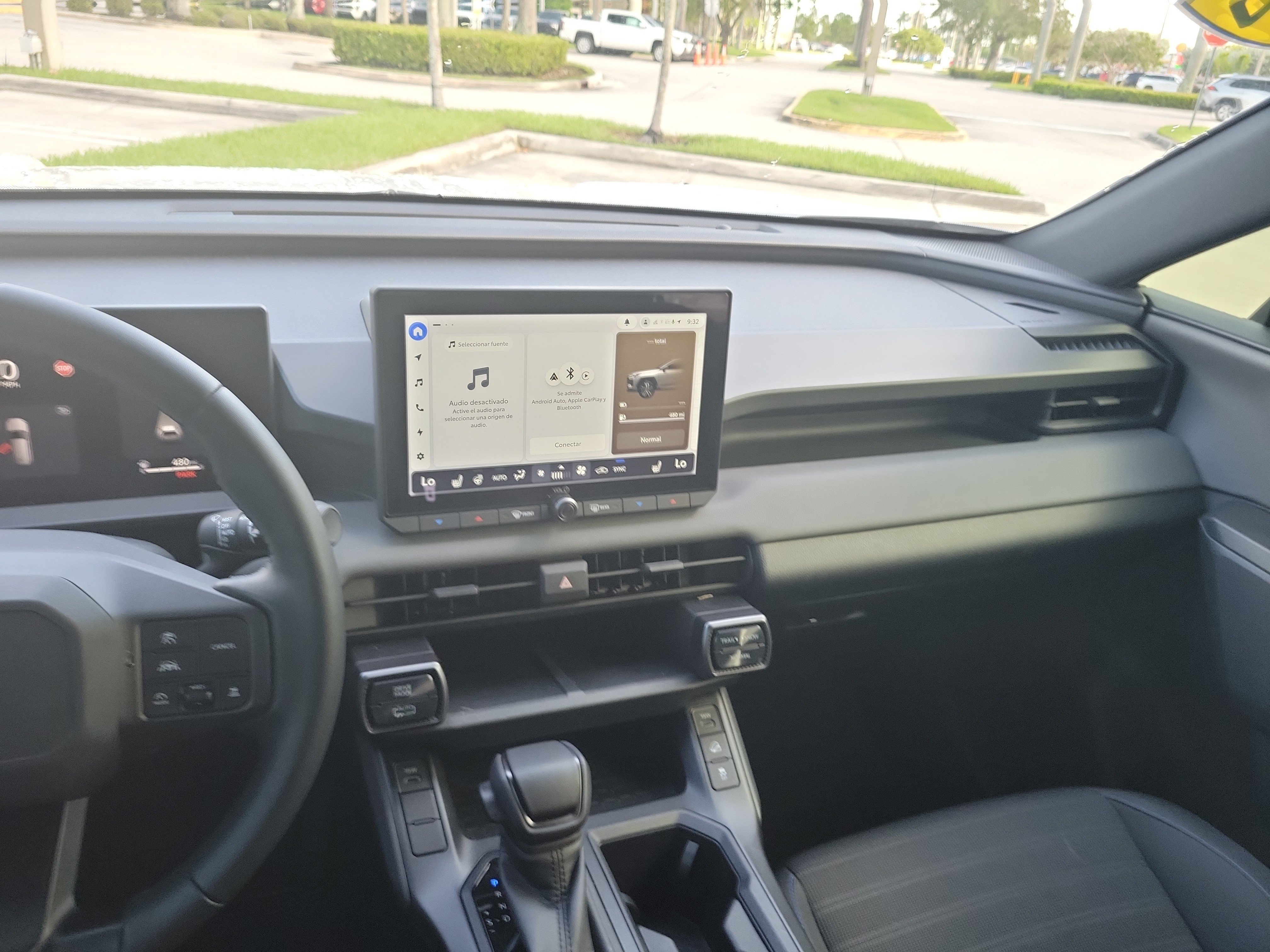 Certified 2026 Toyota RAV4 SE w/ Convenience Package AWD/4WD image 19